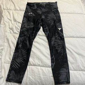 UA Project Rock Women’s Compression Leggings